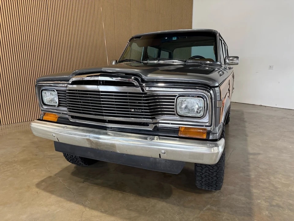 1983 Jeep SJ Wagoneer - Image 11 of 21