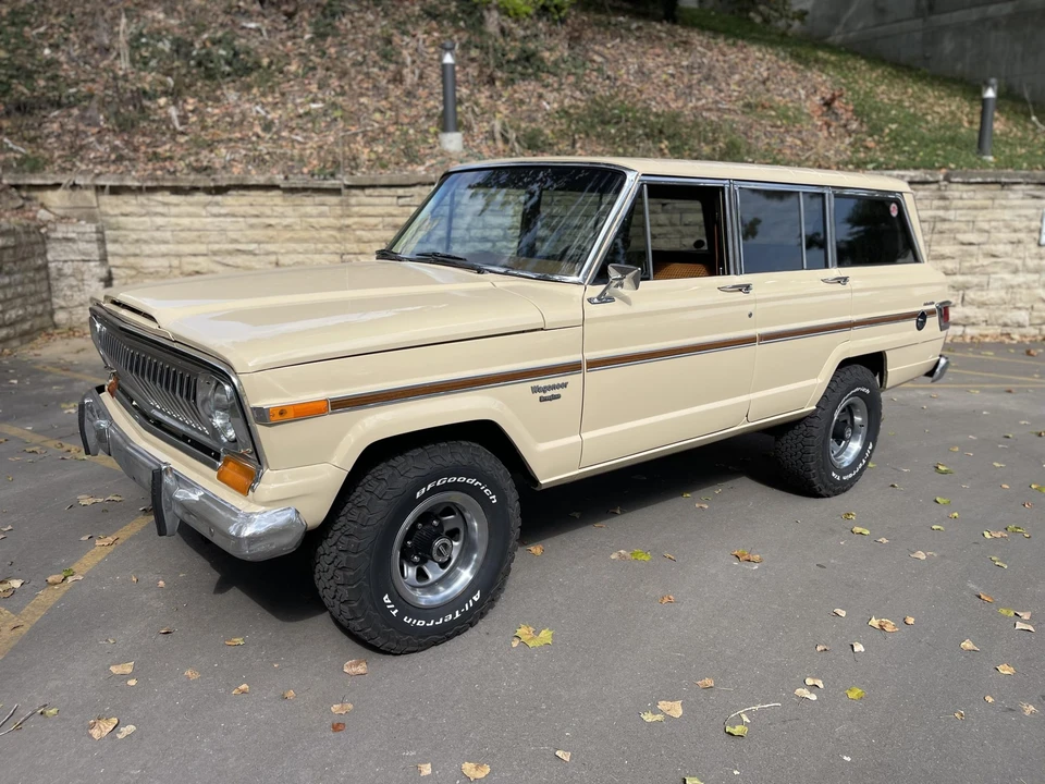 1983 Jeep SJ Wagoneer - Image 21 of 31