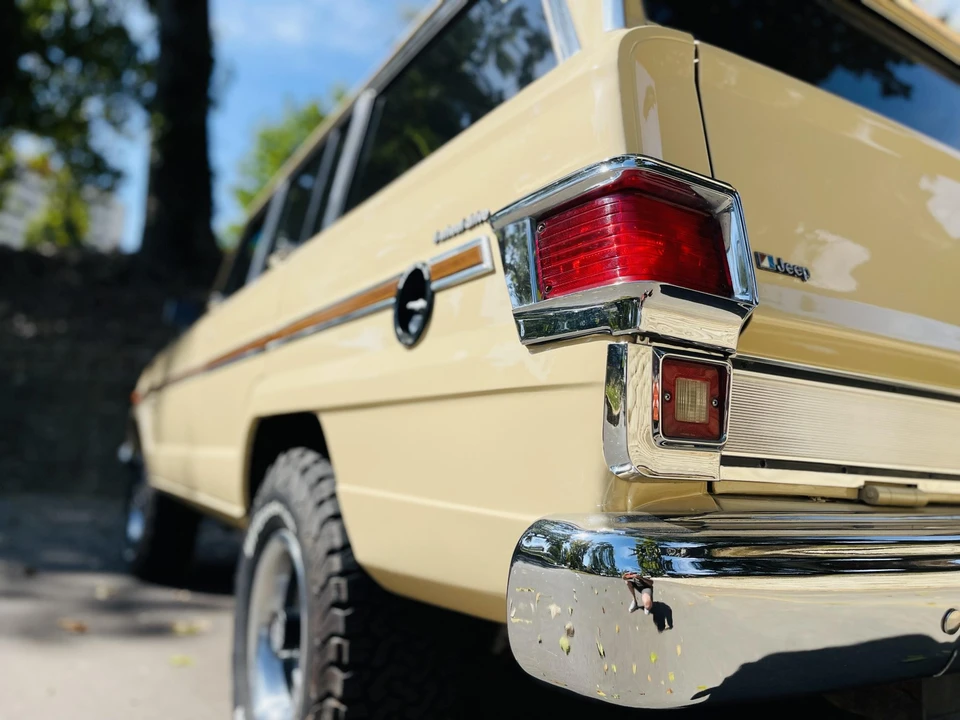 1983 Jeep SJ Wagoneer - Image 29 of 31