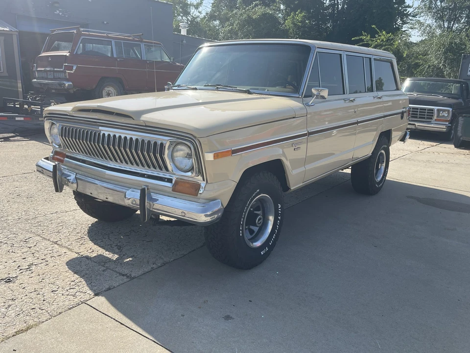 1983 Jeep SJ Wagoneer - Image 22 of 31