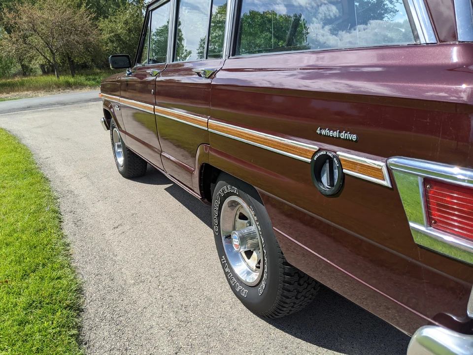 1983 Jeep SJ Wagoneer - Image 22 of 31