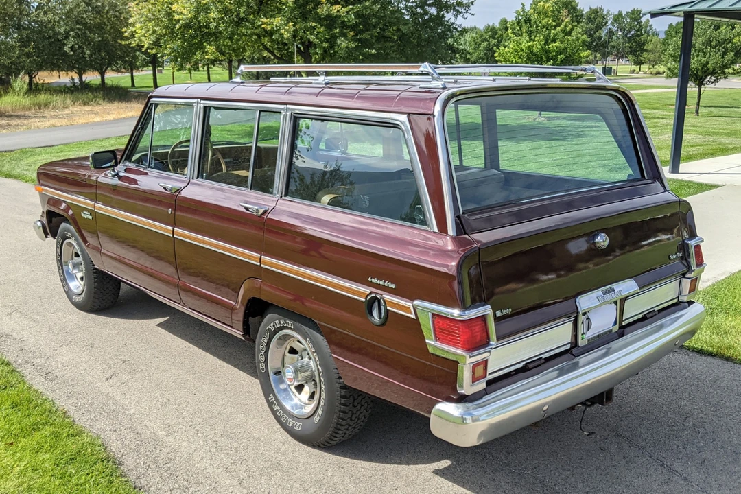 1983 Jeep SJ Wagoneer - Image 17 of 31