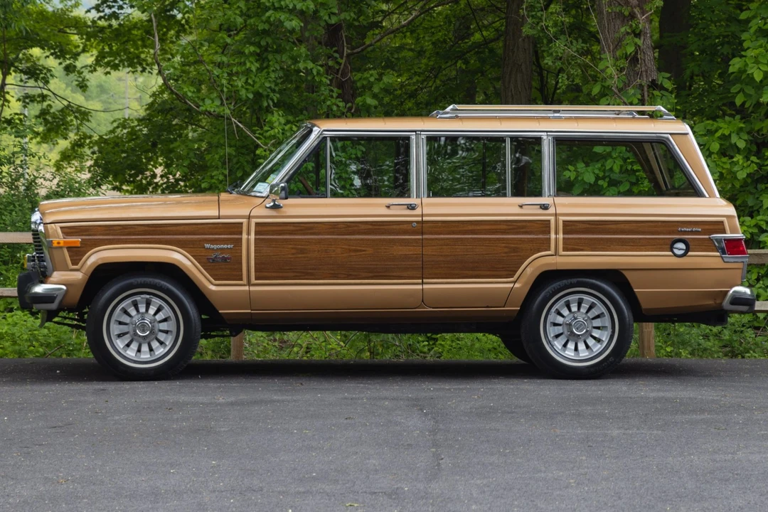 1983 Jeep SJ Wagoneer - Image 23 of 31