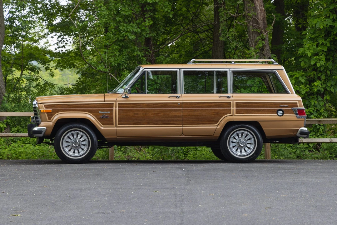 1983 Jeep SJ Wagoneer - Image 24 of 31