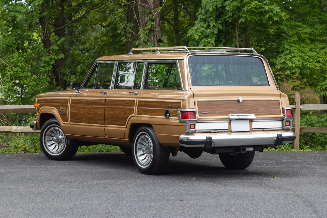 1983 Jeep SJ Wagoneer - Image 21 of 31
