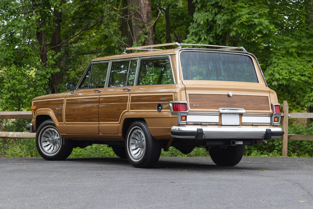 1983 Jeep SJ Wagoneer - Image 22 of 31