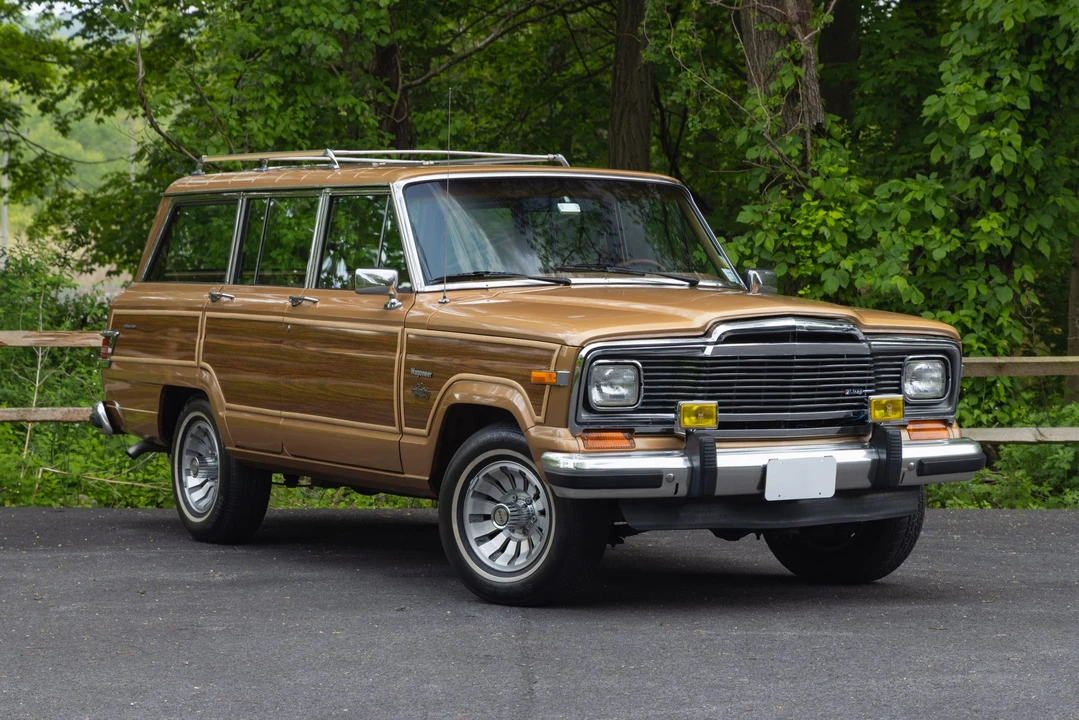 1983 Jeep SJ Wagoneer - Image 9 of 31