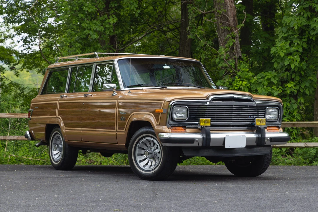 1983 Jeep SJ Wagoneer - Image 10 of 31