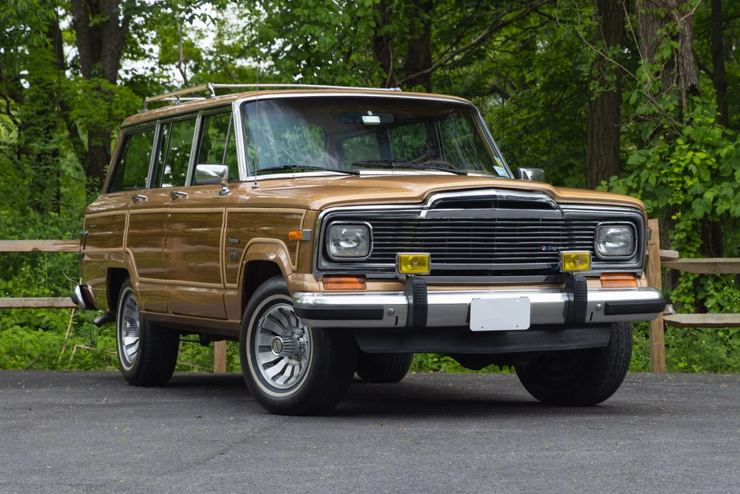 1983 Jeep SJ Wagoneer - Image 8 of 31