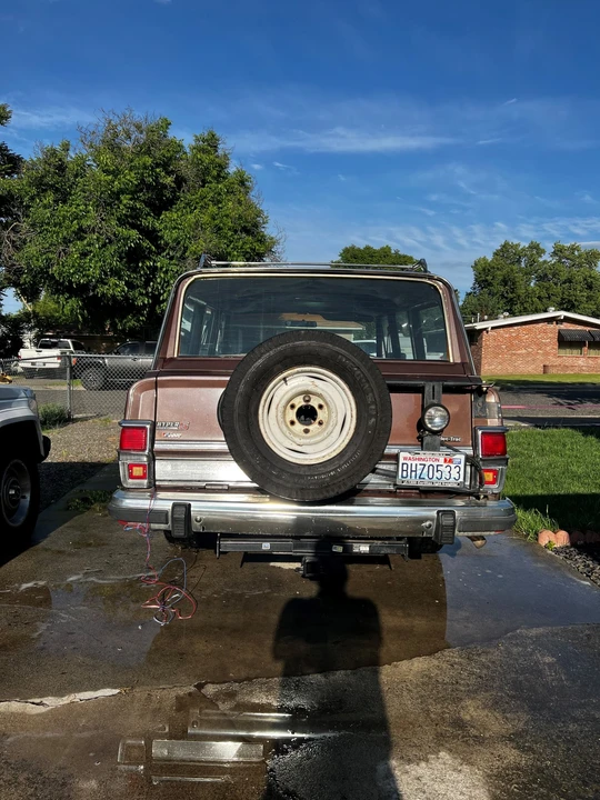 1983 Jeep SJ Wagoneer - Image 11 of 31
