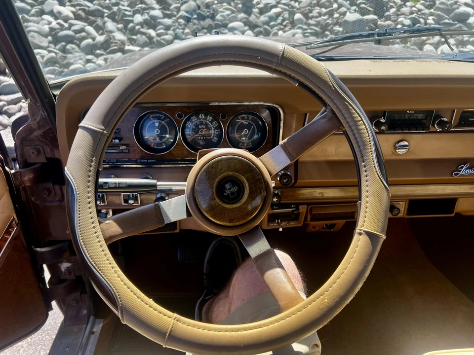 1983 Jeep SJ Wagoneer - Image 25 of 31