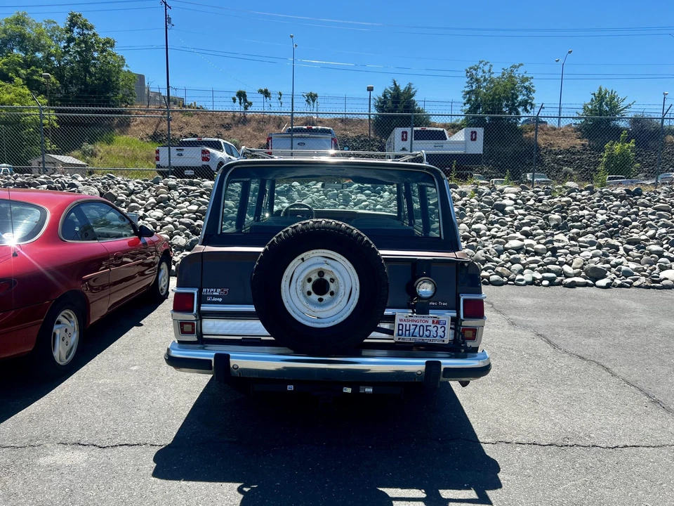 1983 Jeep SJ Wagoneer - Image 4 of 31