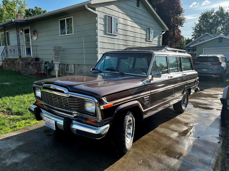 1983 Jeep SJ Wagoneer - Image 9 of 31