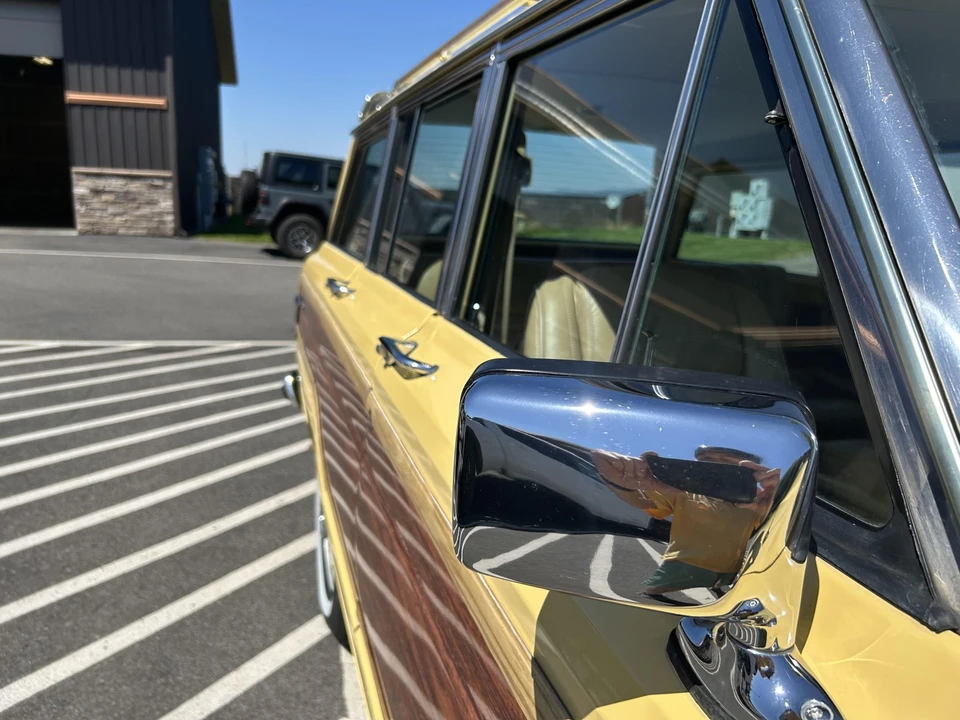 1983 Jeep SJ Wagoneer - Image 18 of 31