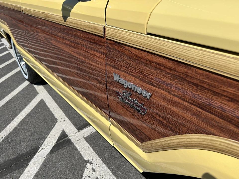 1983 Jeep SJ Wagoneer - Image 16 of 31