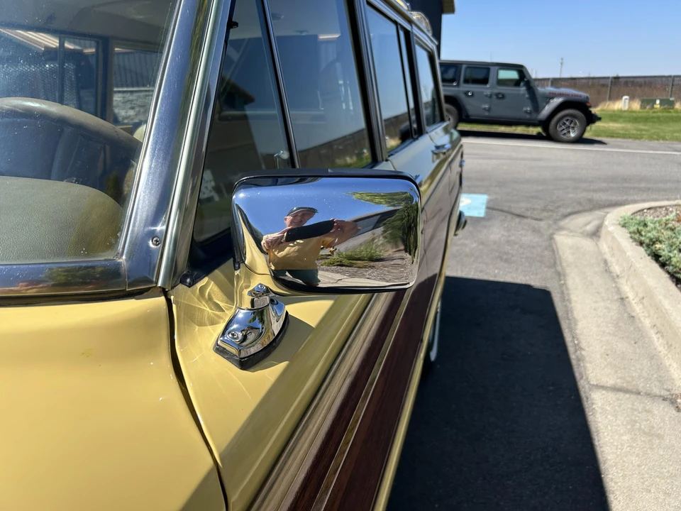 1983 Jeep SJ Wagoneer - Image 19 of 31