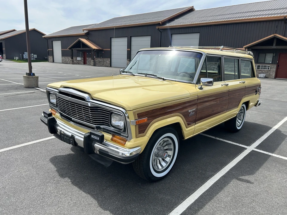 1983 Jeep SJ Wagoneer - Image 4 of 31