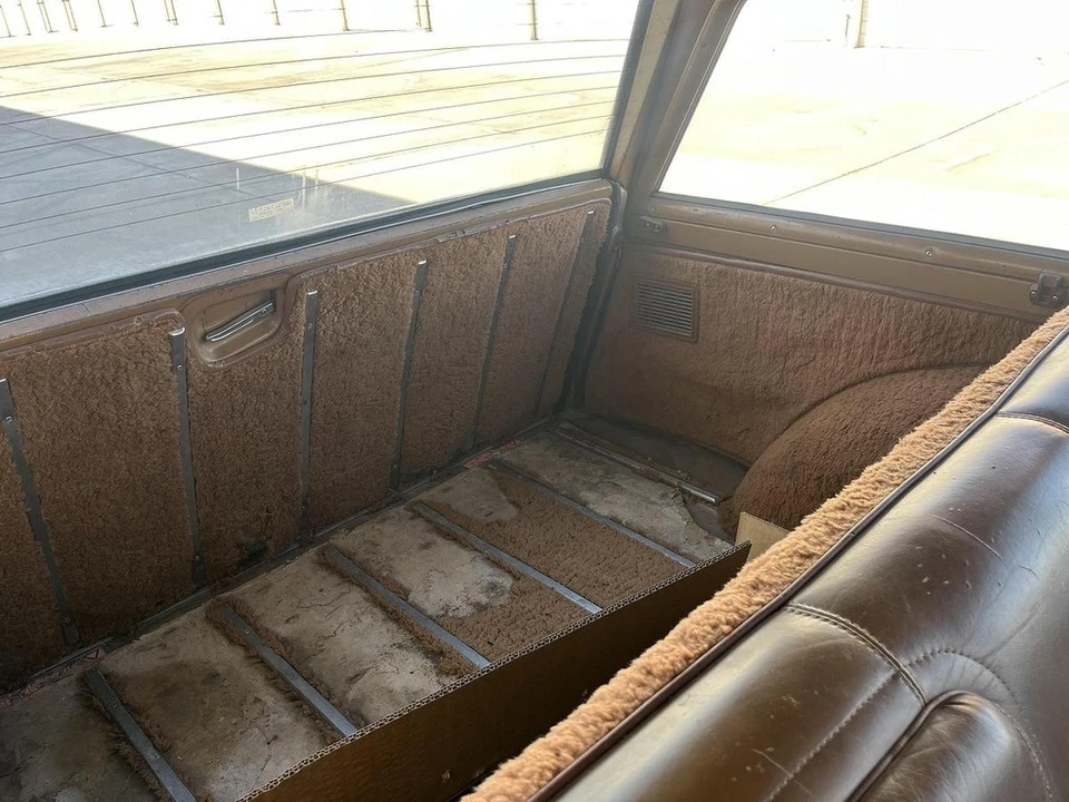 1983 Jeep SJ Wagoneer - Image 11 of 12
