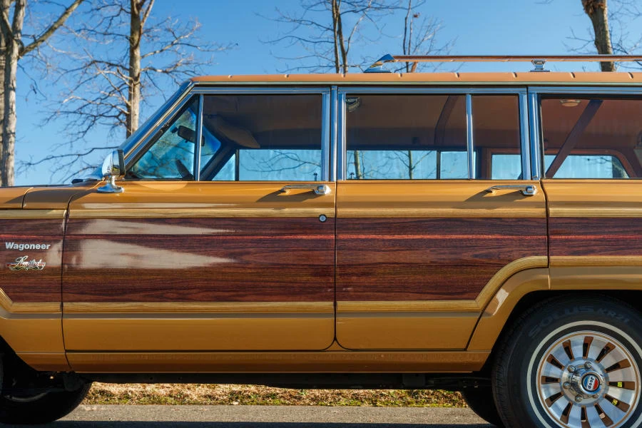 1983 Jeep SJ Wagoneer - Image 22 of 31