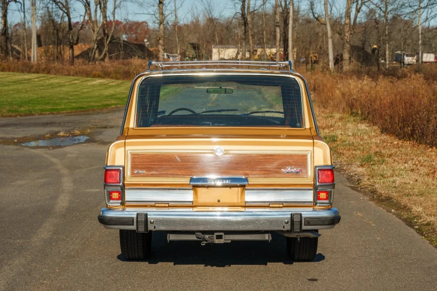 1983 Jeep SJ Wagoneer - Image 5 of 31