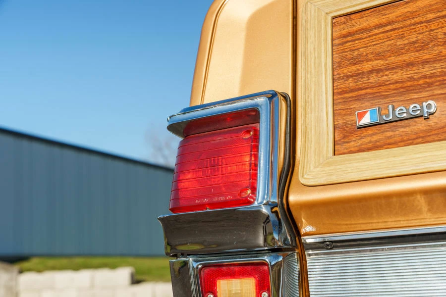 1983 Jeep SJ Wagoneer - Image 12 of 31