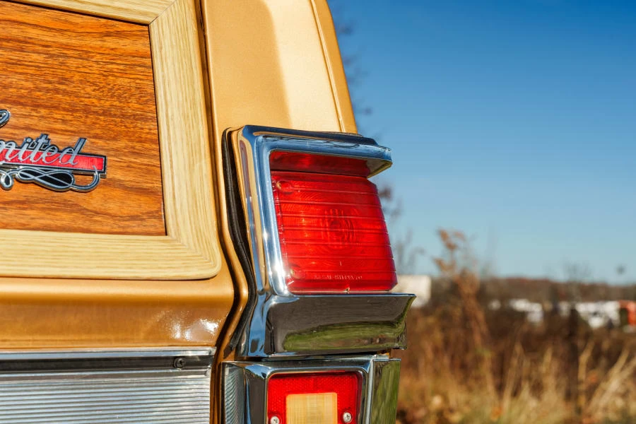 1983 Jeep SJ Wagoneer - Image 9 of 31