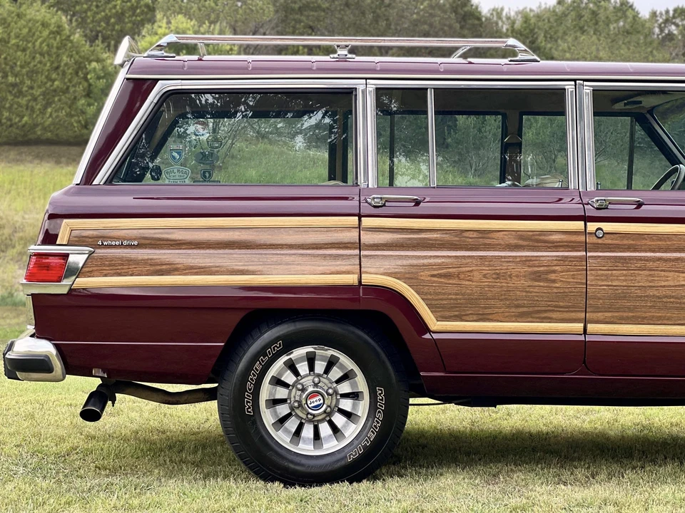 1983 Jeep SJ Wagoneer - Image 18 of 31