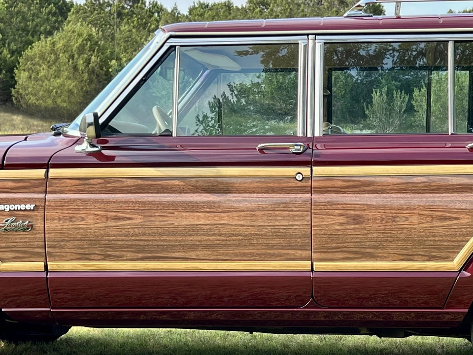 1983 Jeep SJ Wagoneer - Image 23 of 31