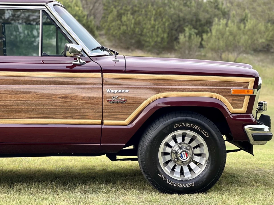 1983 Jeep SJ Wagoneer - Image 14 of 31
