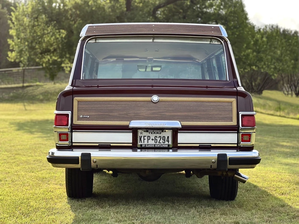 1983 Jeep SJ Wagoneer - Image 7 of 31