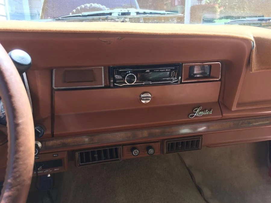 1983 Jeep SJ Wagoneer - Image 5 of 11