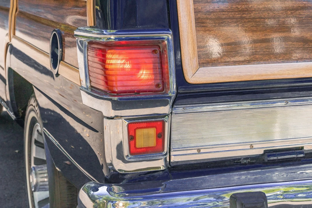 1983 Jeep SJ Wagoneer - Image 19 of 31
