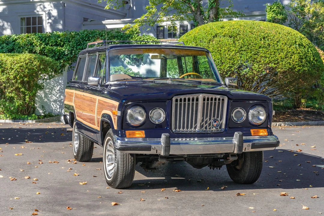1983 Jeep SJ Wagoneer - Image 8 of 31