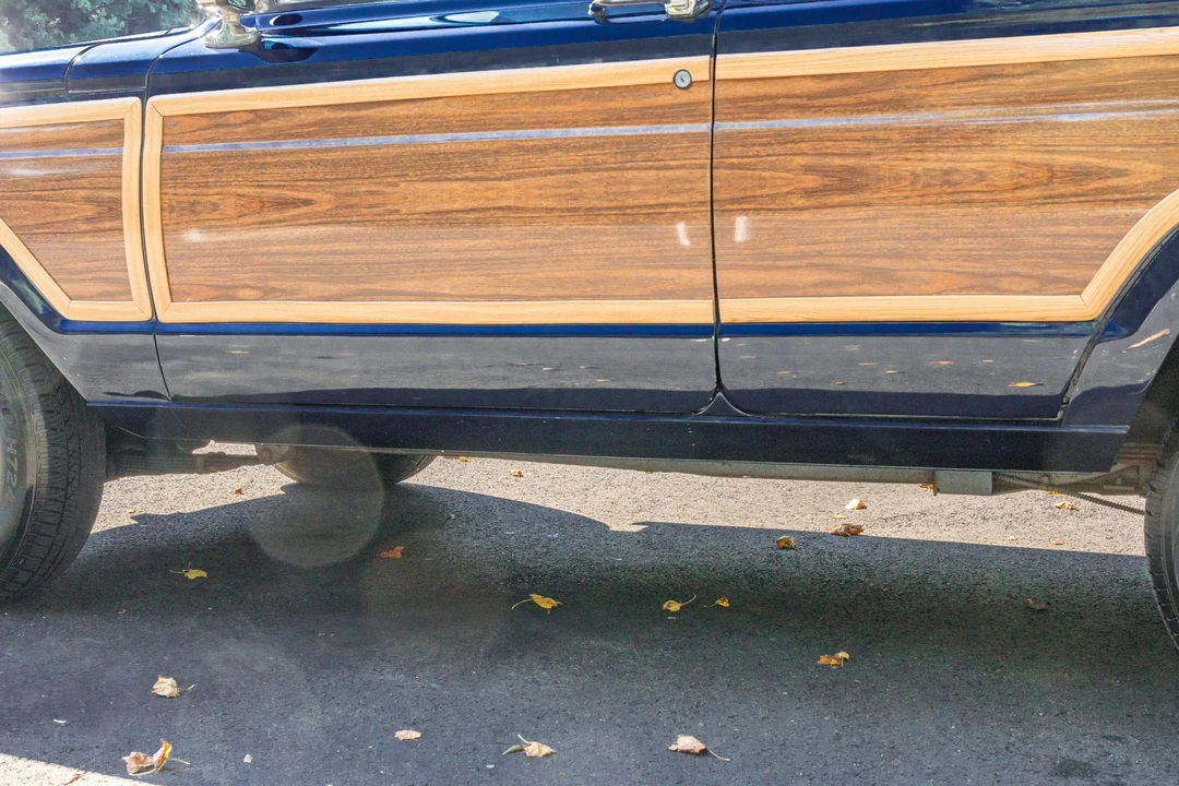 1983 Jeep SJ Wagoneer - Image 16 of 31