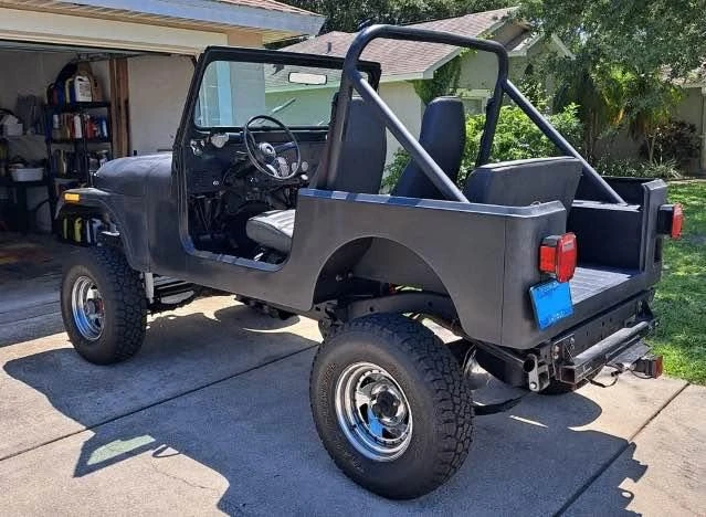 1983 Jeep CJ7 - Image 2 of 10