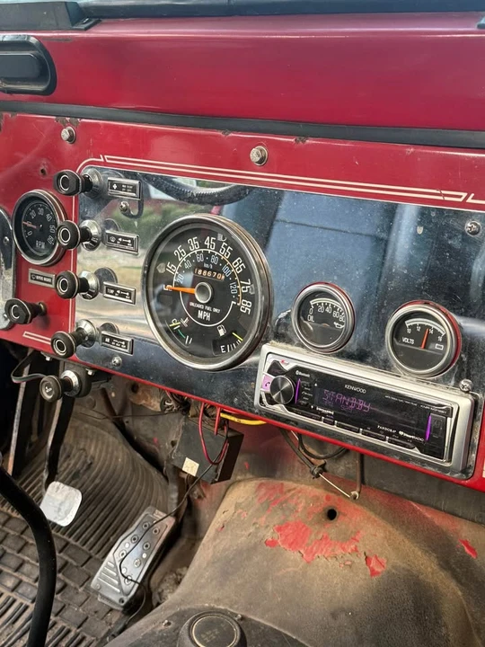 1983 Jeep CJ7 - Image 6 of 12