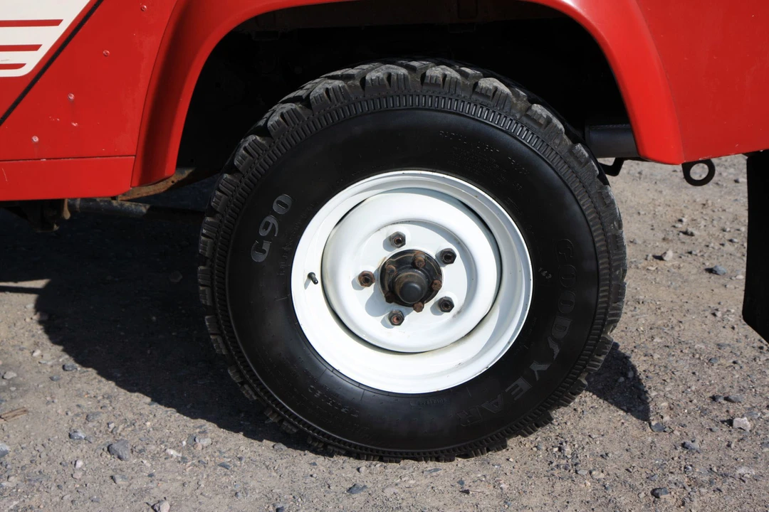 1983 Land Rover Defender 110 - Image 14 of 31