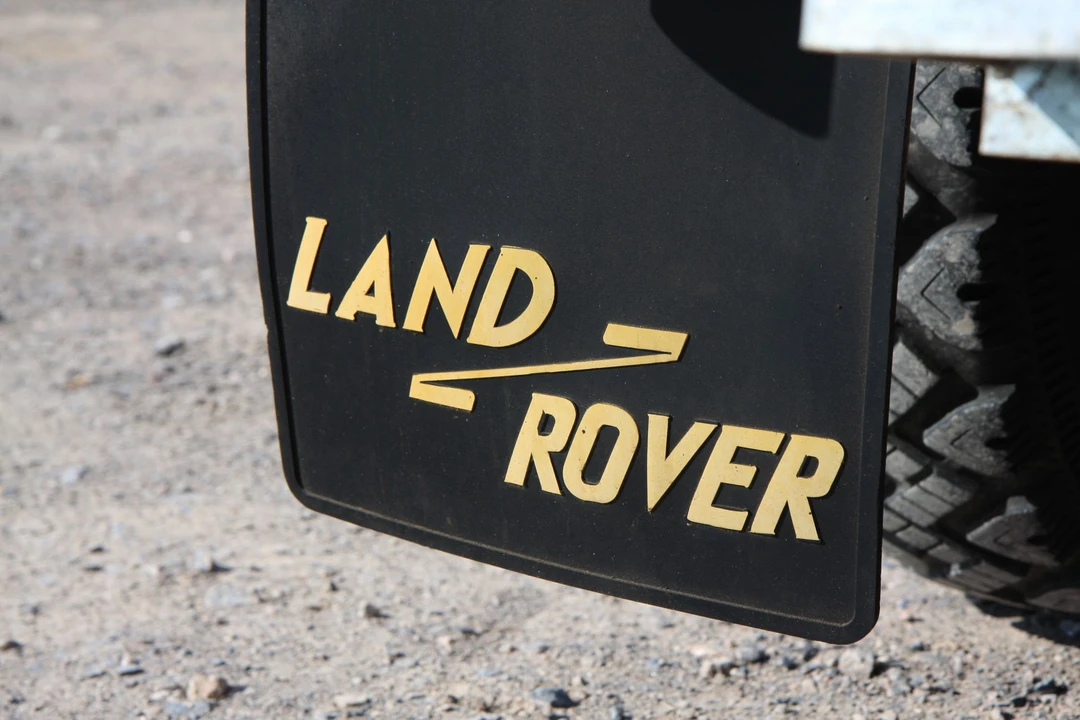 1983 Land Rover Defender 110 - Image 17 of 31