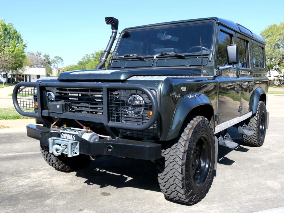 1983 Land Rover Defender 110 - Image 2 of 21