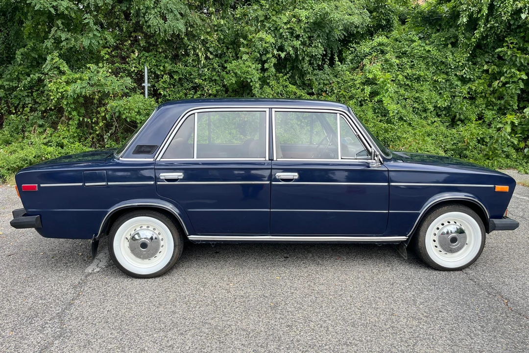 1983 Lada - Image 3 of 31