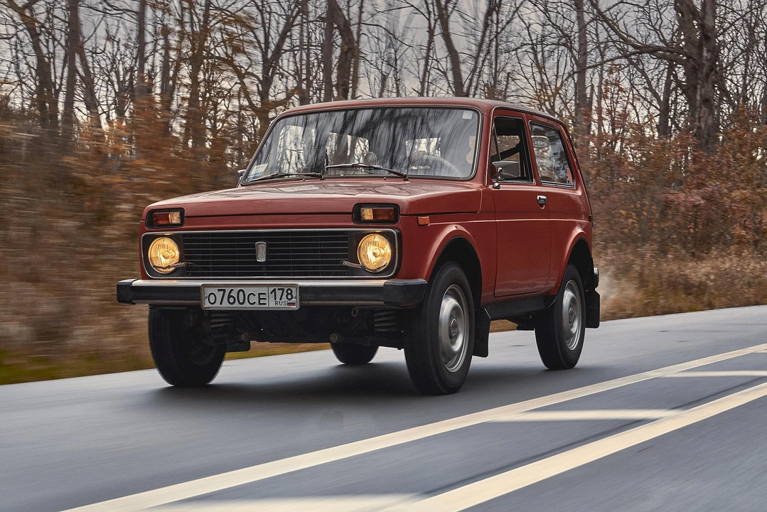 1983 Lada - Image 6 of 31