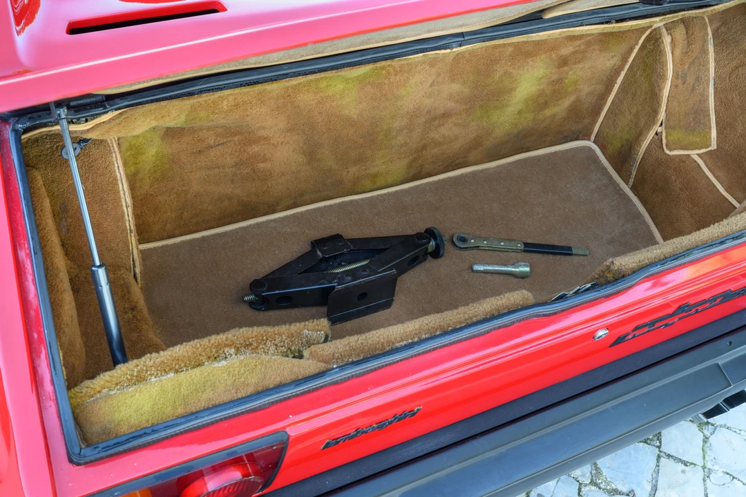 1983 Lamborghini Jalpa - Image 22 of 31