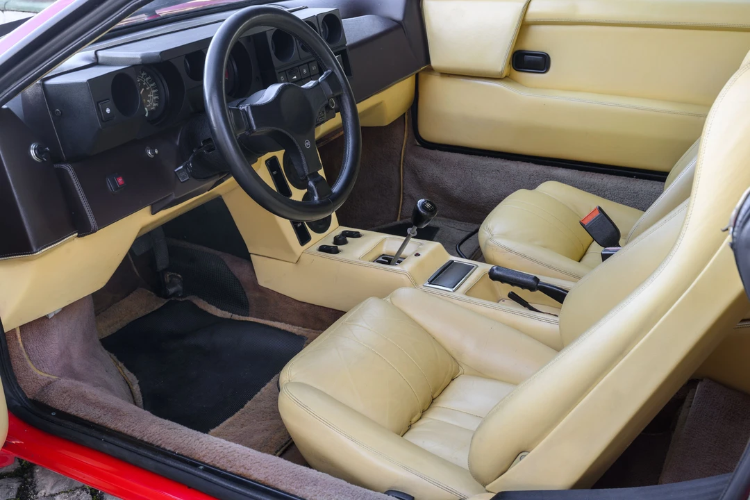 1983 Lamborghini Jalpa - Image 9 of 31