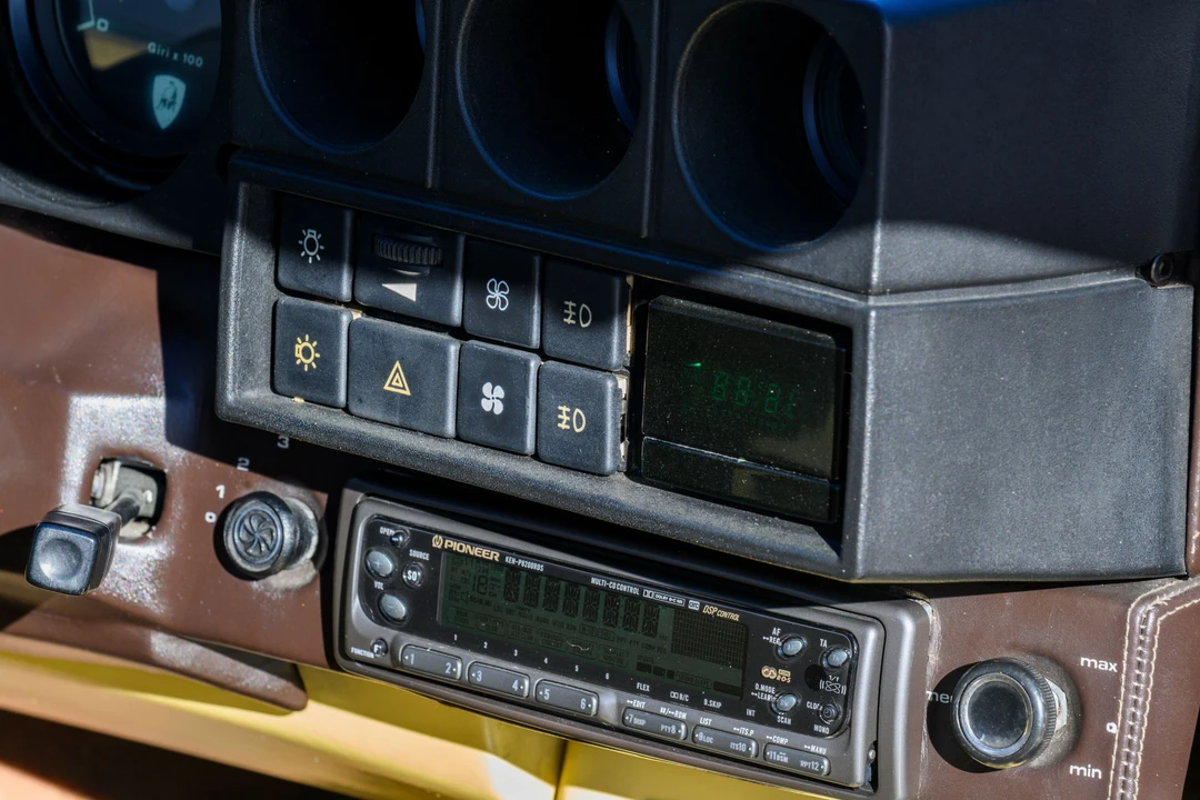 1983 Lamborghini Jalpa - Image 16 of 31