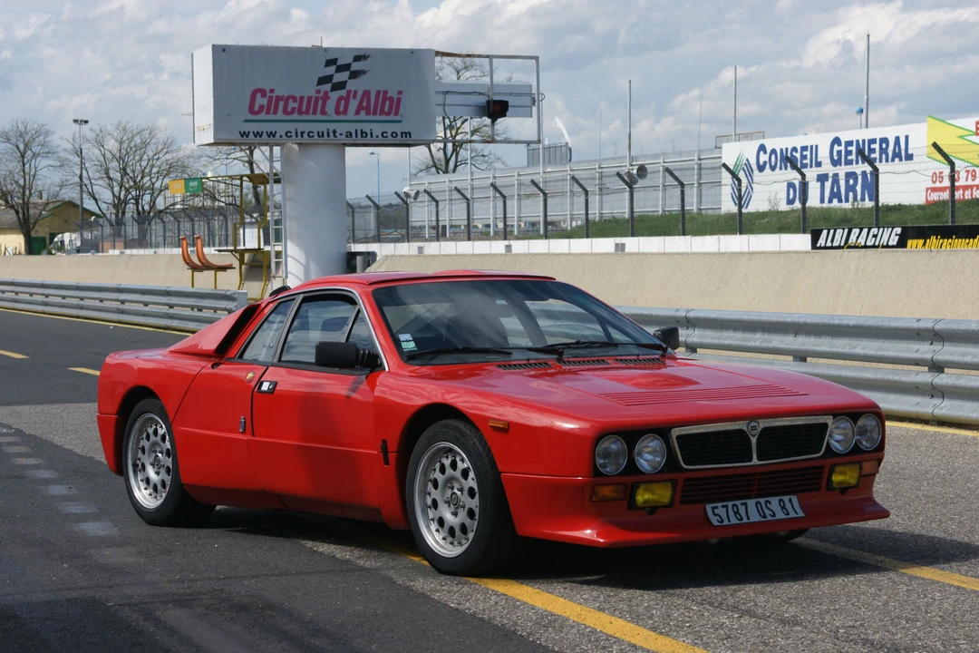 1983 Lancia - Image 5 of 27