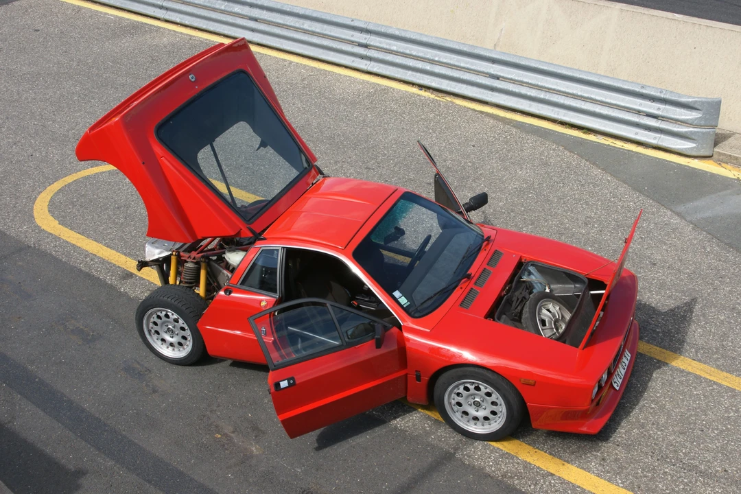 1983 Lancia - Image 16 of 27
