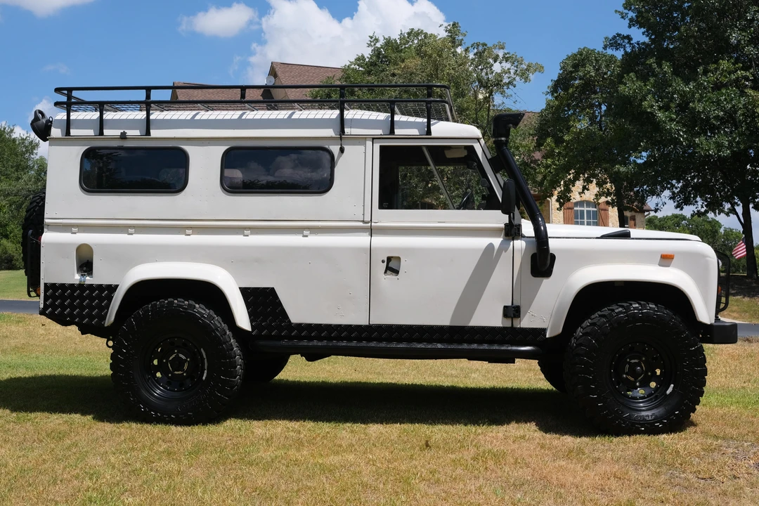 1983 Land Rover Defender 110 - Image 3 of 23