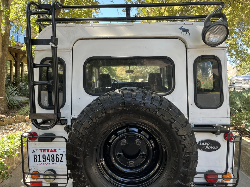1983 Land Rover Defender 110 - Image 19 of 23