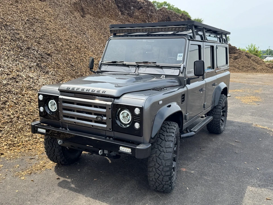 1983 Land Rover Defender 110 - Image 2 of 31
