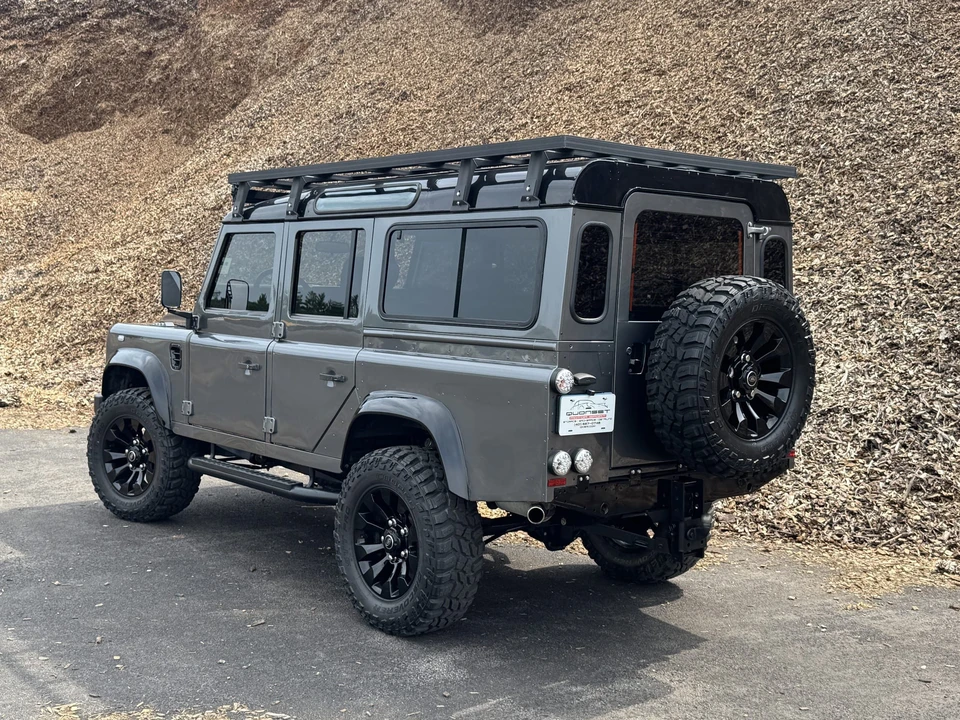 1983 Land Rover Defender 110 - Image 9 of 31